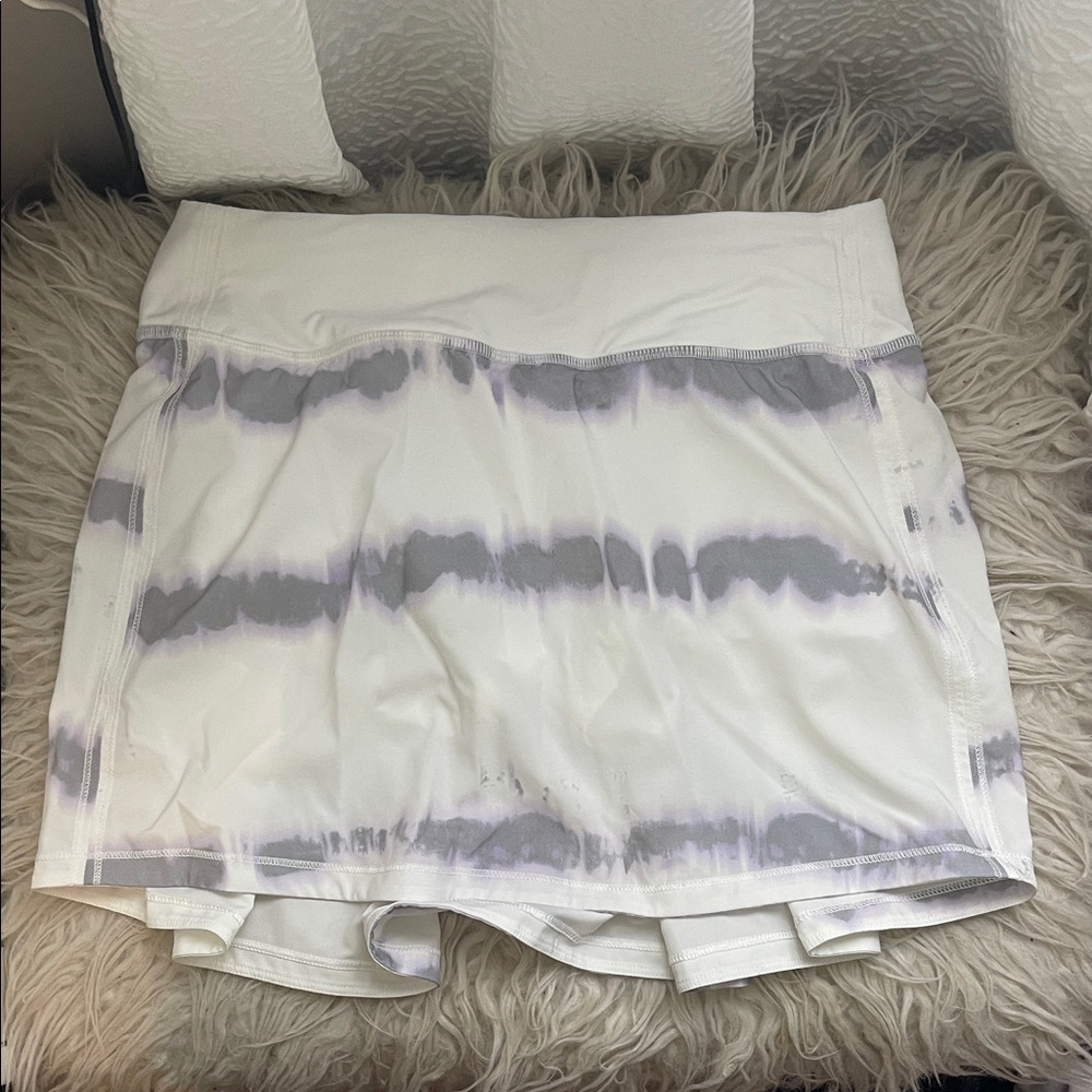 White and Gray Tie-Dye Lululemon Skirt